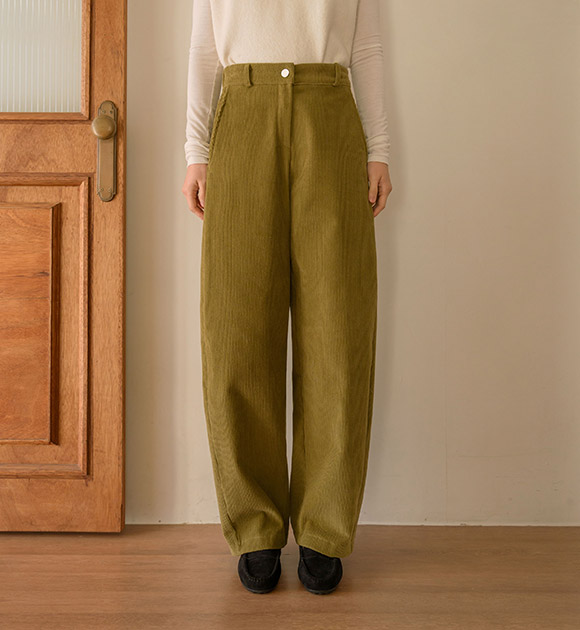 6DA32388CW_Curve Fit Label Pocket Corduroy Pants