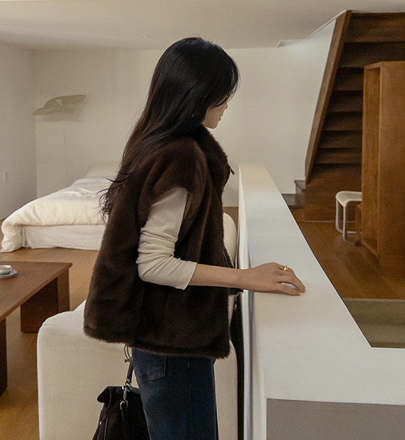 4DA32403NN_Reversible Warm Padded Vest