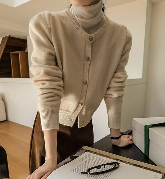 4DA32398JJ_Rosie Puff Gold placket Cardigan