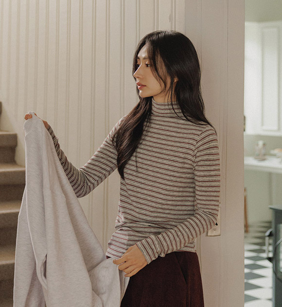 5DA32410NN_Multi-Stripe Spandex Turtleneck Top