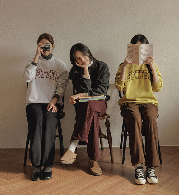 5OA0928NN_[JUST BETTER] Better Half Neck Fleece Sweatshirt