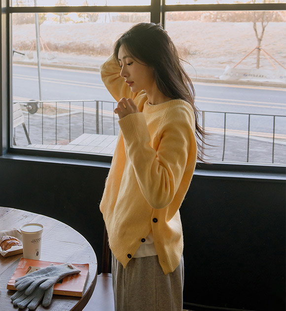 6DA32420NN_Sua Side Button Wool Knitwear