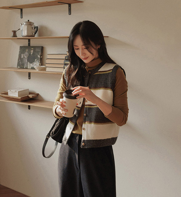 5DA32405HN_Lauren Multi-Stripe Wool Knit Vest