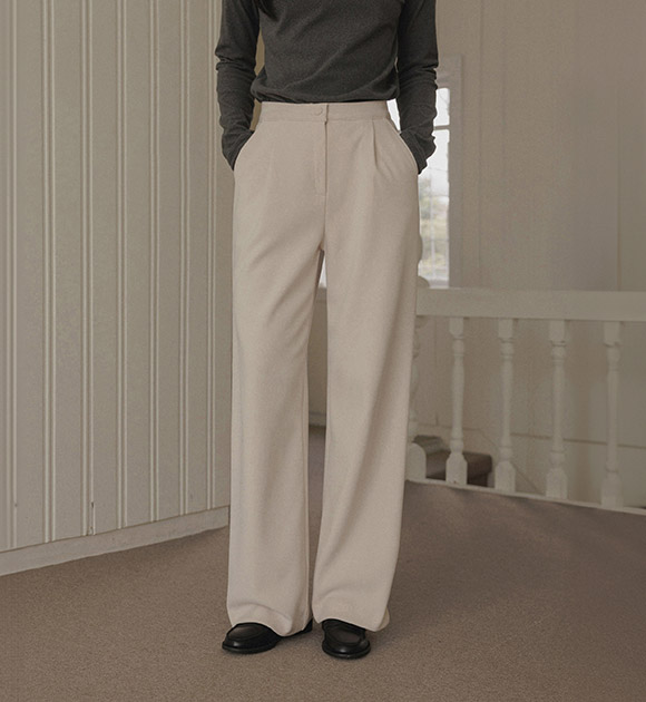 5DA32414HN_Fine Corduroy Fleece-lined Pintuck Slacks with Hidden Zipper