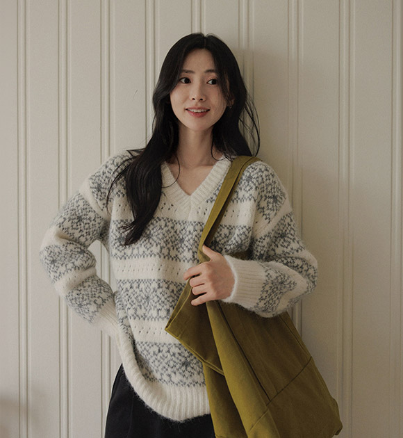 5DA32412HN_Snow Pattern V-neck Wool Knitwear (Balaclava Set)