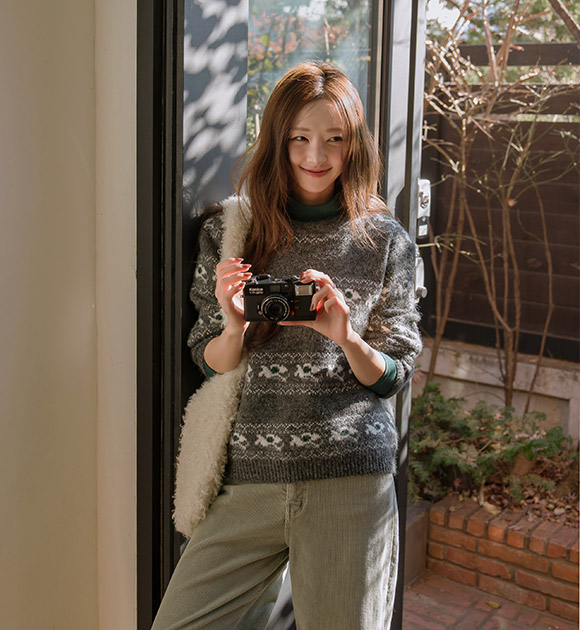 6DA32439HN_Julian Thick Flower Knitwear