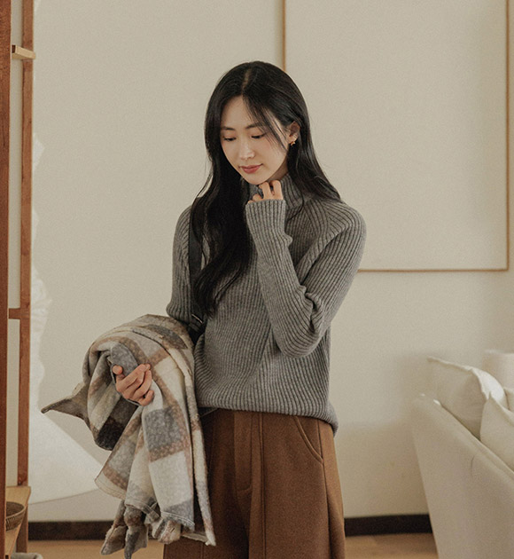 5DA32486NN_Stretchy Ribbed Thick Mock Neck Knitwear