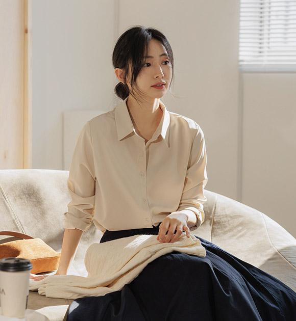 Easy-care Wrinkle-free Semi-crop Blouse