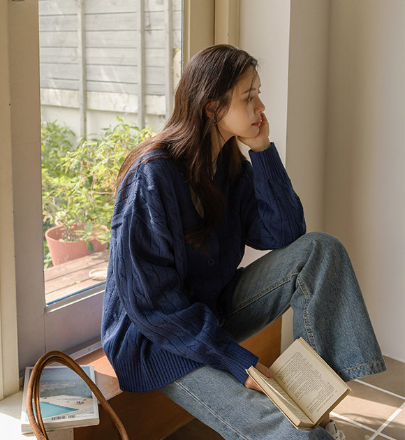 Daily Twisted Loose Cardigan