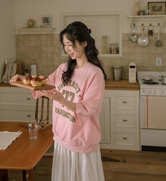 [JUST BETTER] University Print 3/4 Sleeve Sweatshirt