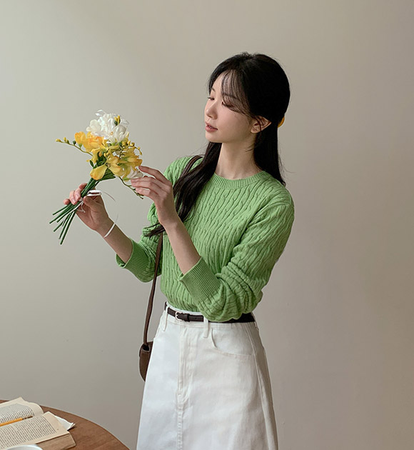 Spring Day Simple Cable Knitwear (Round Neck / V-Neck)