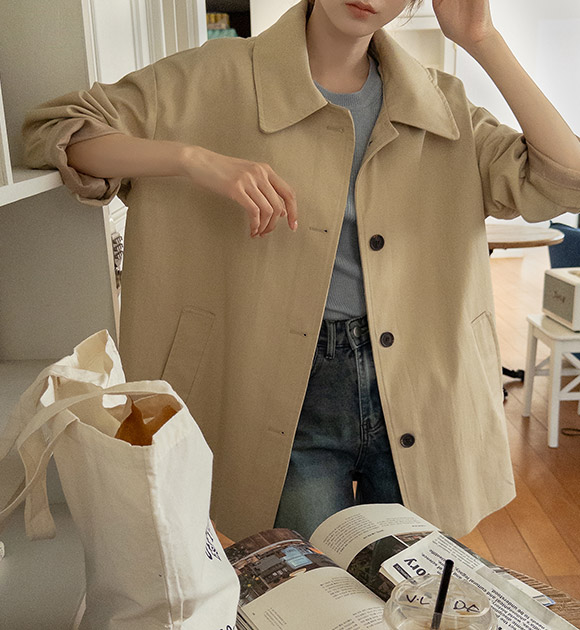 Momen Relaxed Half Trench Coat