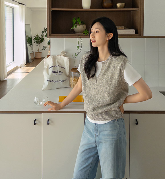 Neutral Split-Neck Melange Knit Vest