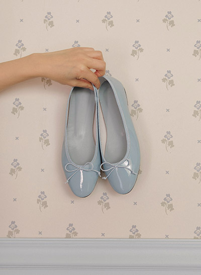 Reves Patent Leather Flat Shoes