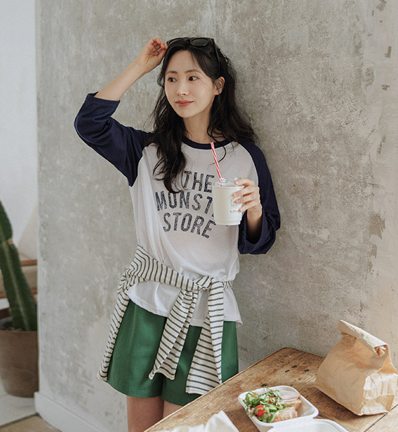 Daily Moist Stretch Raglan Tee