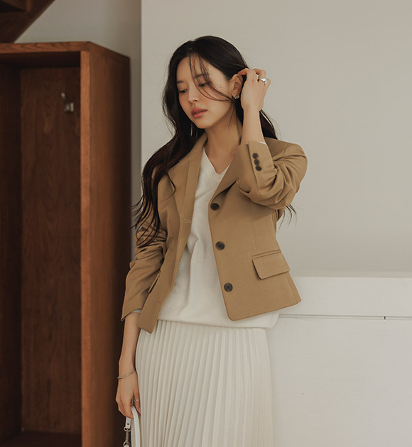 Benitz Semi-crop Basic Jacket