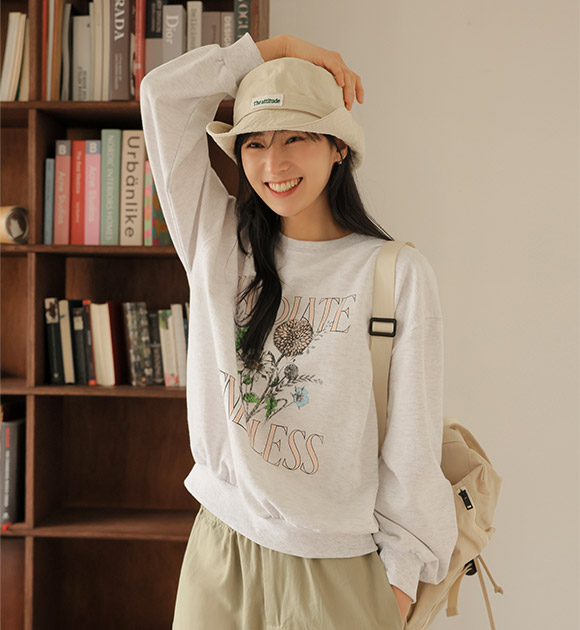 Mary Ann Flower Print Sweatshirt