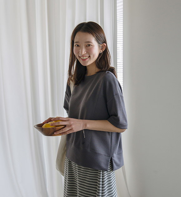 Piyo Embroidered Short-sleeve Sweatshirt