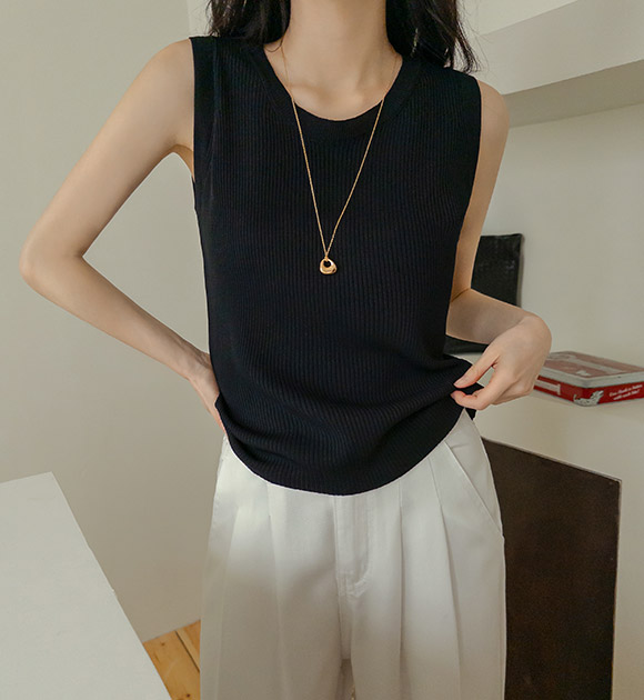 Solea Stretch Ribbed U-neck Tank Top