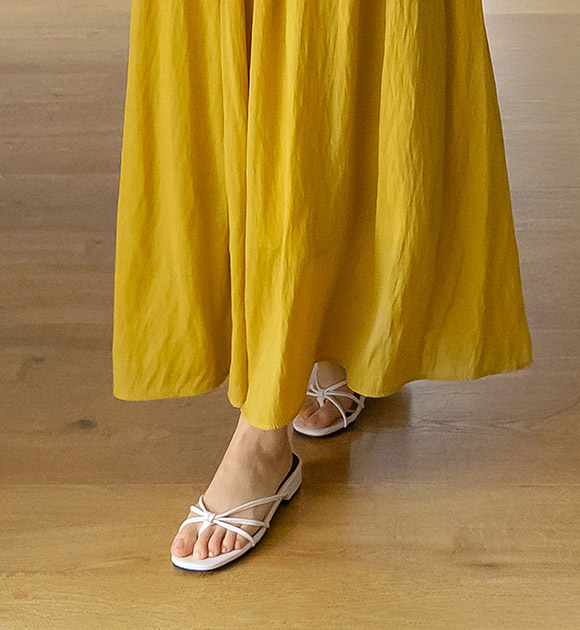 Kira Twisted Strap Slippers