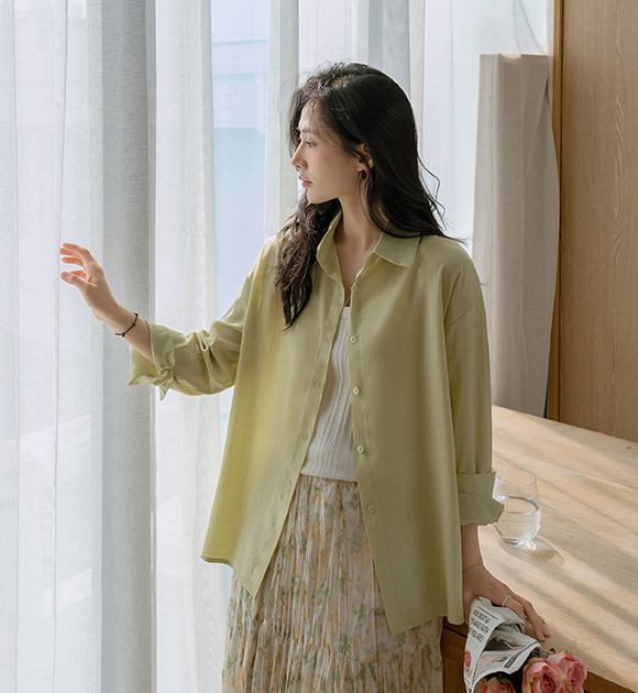 Easy-care Wrinkle-free Basic Colored Shirt