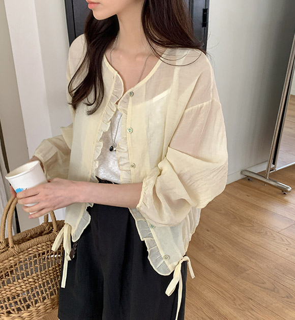 Delicate Frill Open Blouse + Tank Top Set