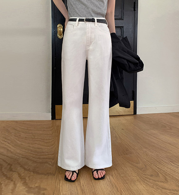 Figure-enhancing Slim Bootcut Denim Pants (Short/Long)