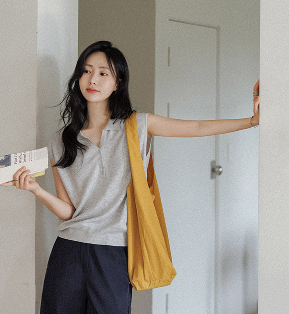 Debby Open-collar Button Drop-shoulder Knitwear