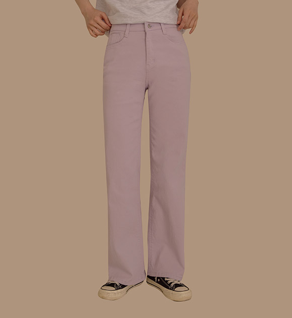 Comfortable, loose-fitting spandex pants
