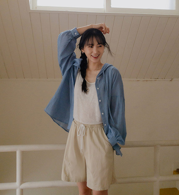 Delicate-Fit Checkered Hooded Shirt