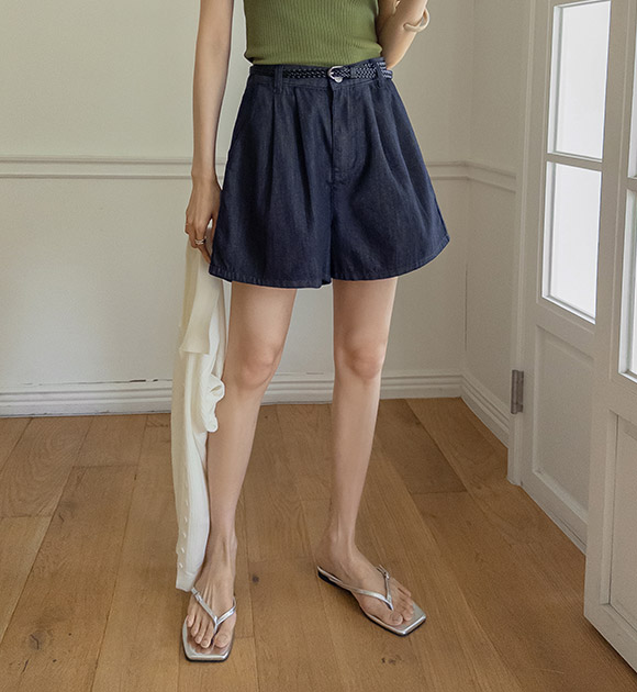 Cool Day Non-Fade Denim Shorts