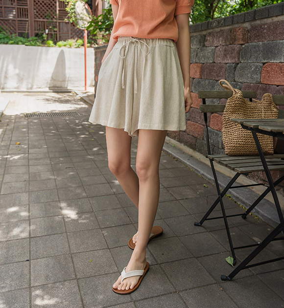 [JUST BETTER] Flare Fit Linen Mid-thigh Skirt Pants