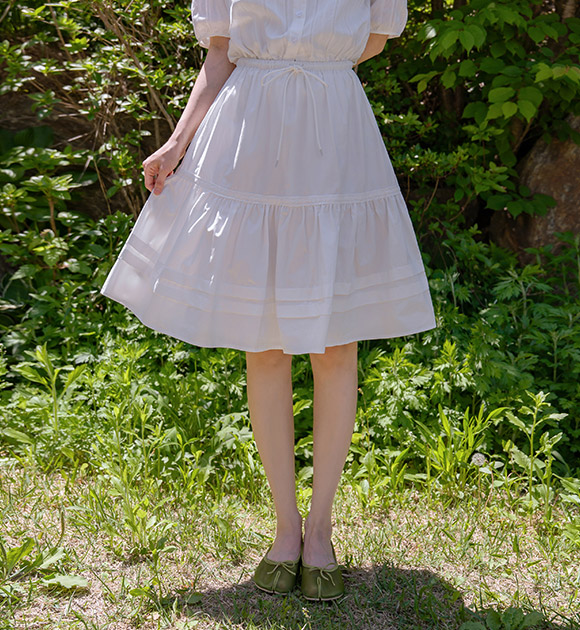 Pretzel Pintuck Flare Midi Skirt