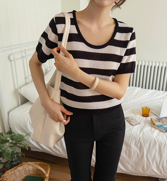 Rollin striped U-neck boucle knit
