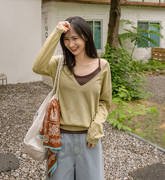 Cool Lite Deep V-Neck Summer Knitwear