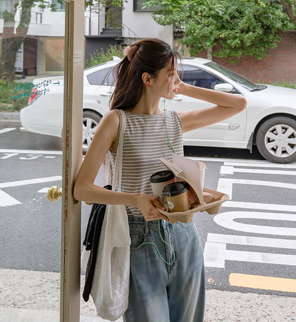 Lunch Boat Neck Striped Sleeveless Top
