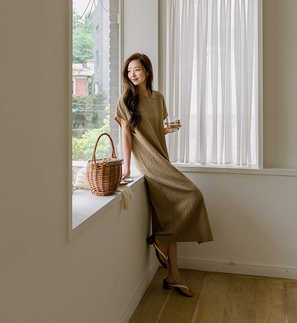 Loose-Fit Wrinkle Side-Slit Summer Dress