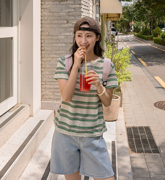 Mild Color-Block Striped Tee