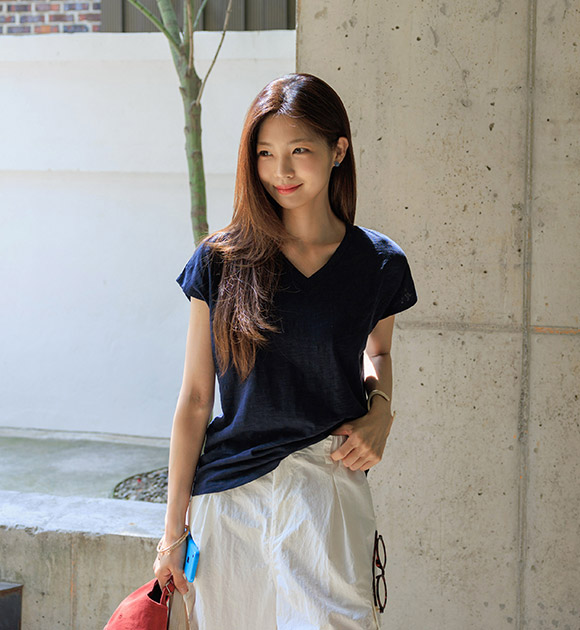 Slub V-necked Cap-sleeve T-shirt