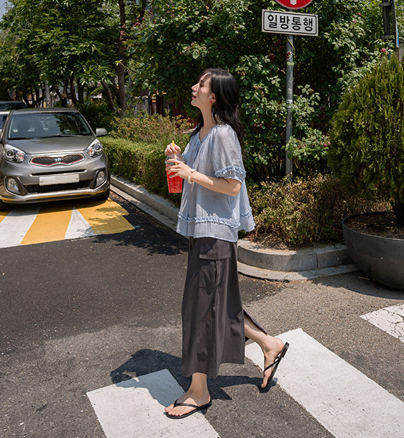 [JUST BETTER] Forming Frill Romantic Blouse