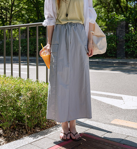 Dual Crisp Cargo Pocket Panel Skirt