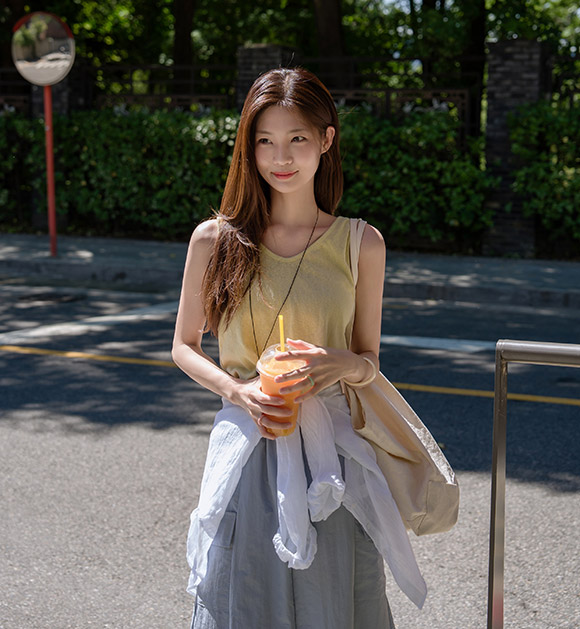 Berison Linen-Touch V-Neck Tank Top