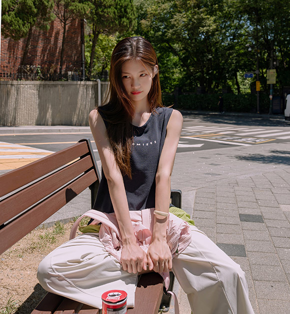 Promise Lettering Linen Sleeveless Top