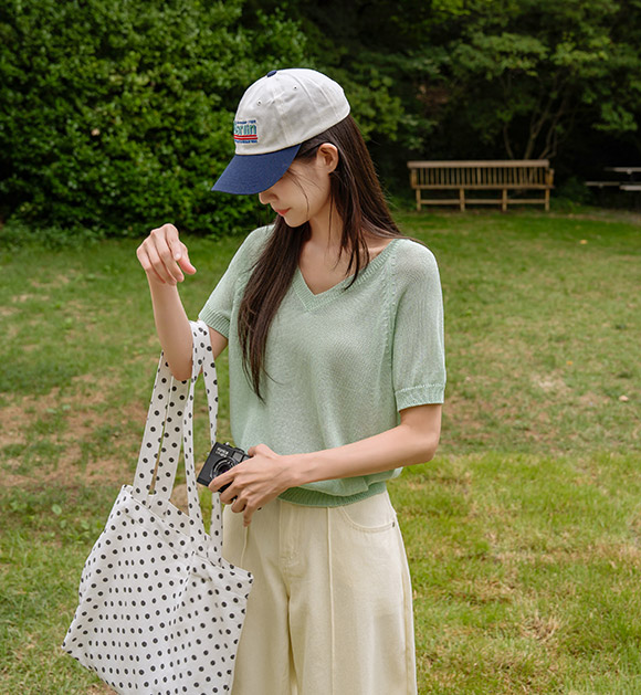Fresh-Color V-Neck Raglan Short-Sleeve Knitwear