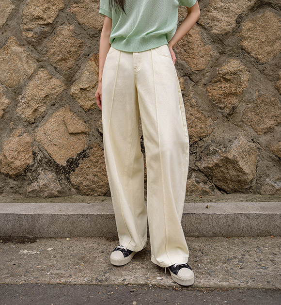 Figure-Flattering Balloon-Fit Seam Cotton Pants
