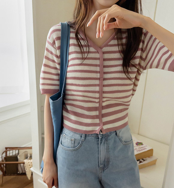 Rookie Contrast-Stripe V-Neck Knitwear