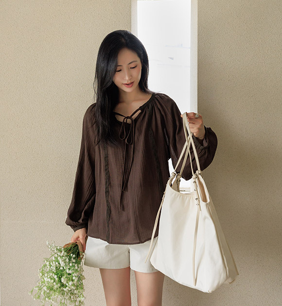 Lyocell Flare Fit Blouse