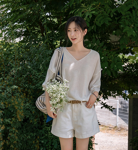[🧶Summer Knitwear/Popular Item!!] Loose Delicate Fit Linen V-necked 3/4 Sleeve Knitwear
