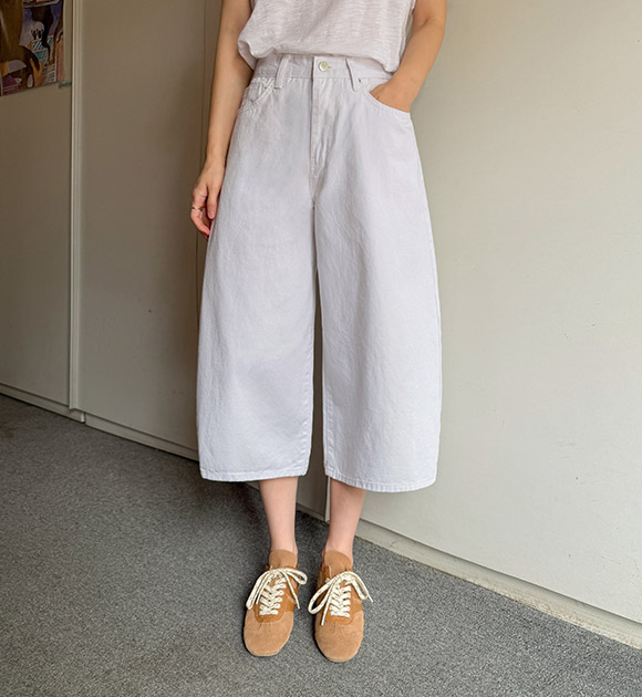 Structured Cotton Cropped Curved Pants