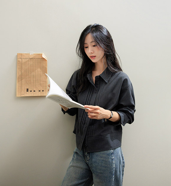 [2-Way Styling/ One to Keep👍][JUST BETTER] Carolyn Pintuck Blouse Jacket 